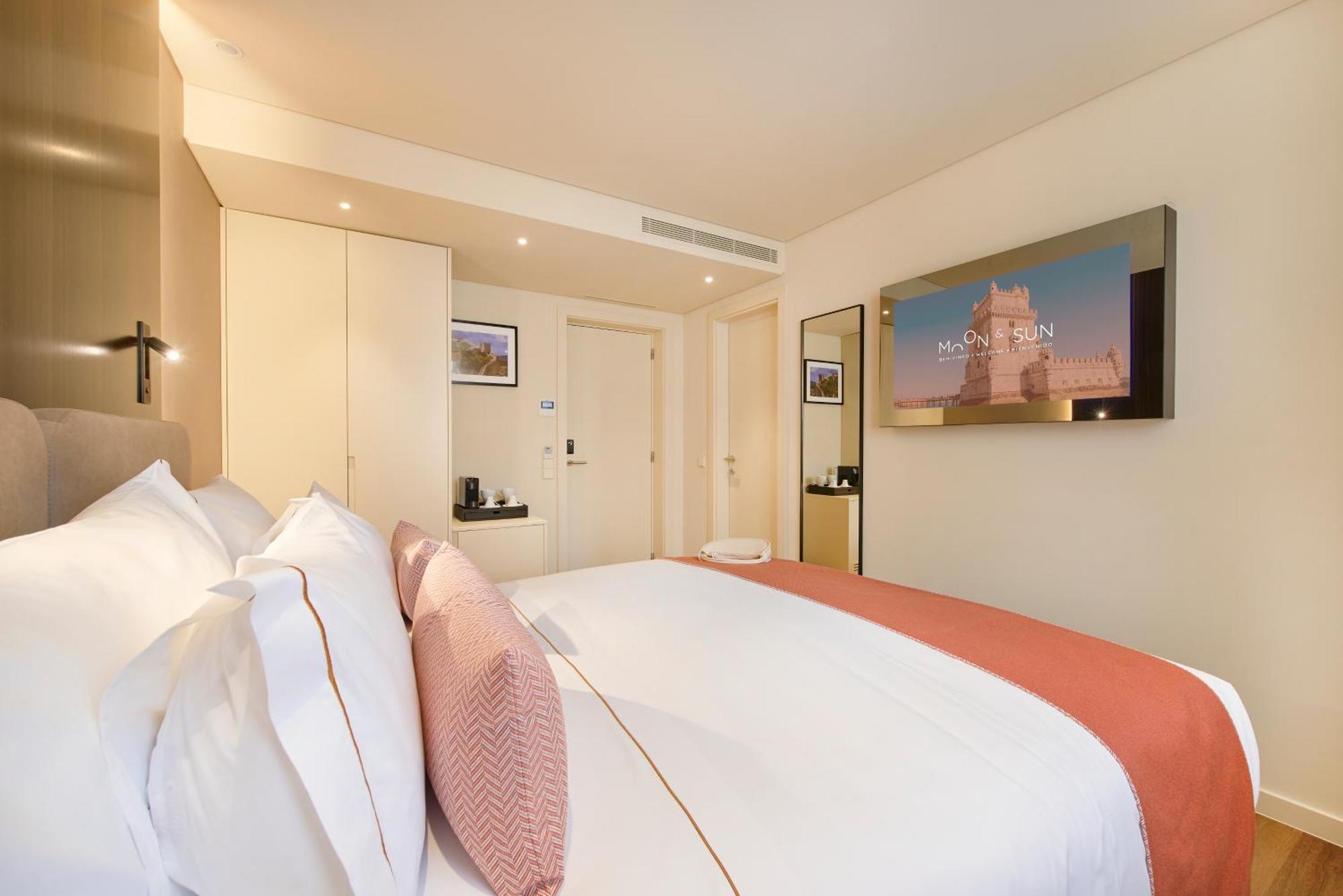 Hotel Moon & Sun Lisboa Bagian luar foto