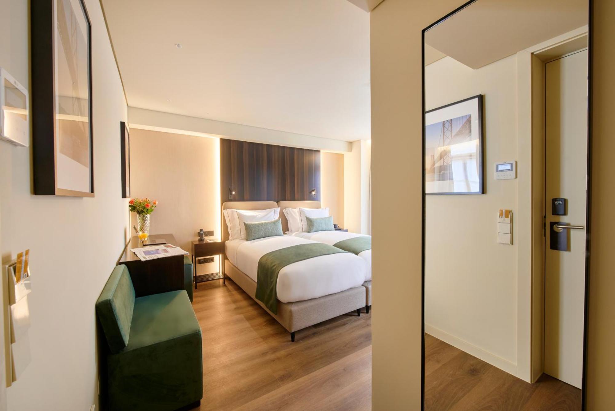 Hotel Moon & Sun Lisboa Bagian luar foto